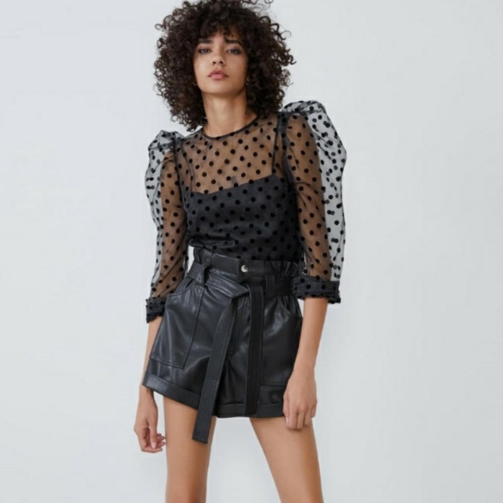 Zara bloggers favorite polka dot top - Picture 5 of 8